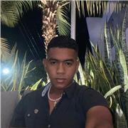 Profesor de ciencias sociales para impartir clase a todos los jóvenes